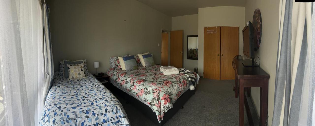 Bed and Breakfast Warm On Waterloo Palmerston North Exteriér fotografie